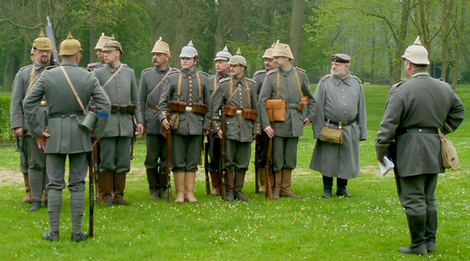 The Herr Feldwebel of 'Der Alte Armee' parades his men (1)