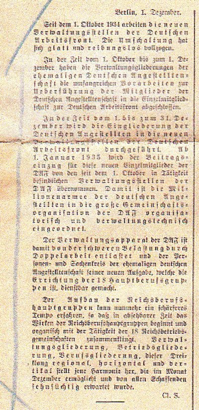 Newspaper clipping from 'Die Deutsche Berlin' marking the forcible dissolution of the Deutsche Angestelltenschaft by the Nazi Deutsche Arbeitsfront in Dezember 1934.
